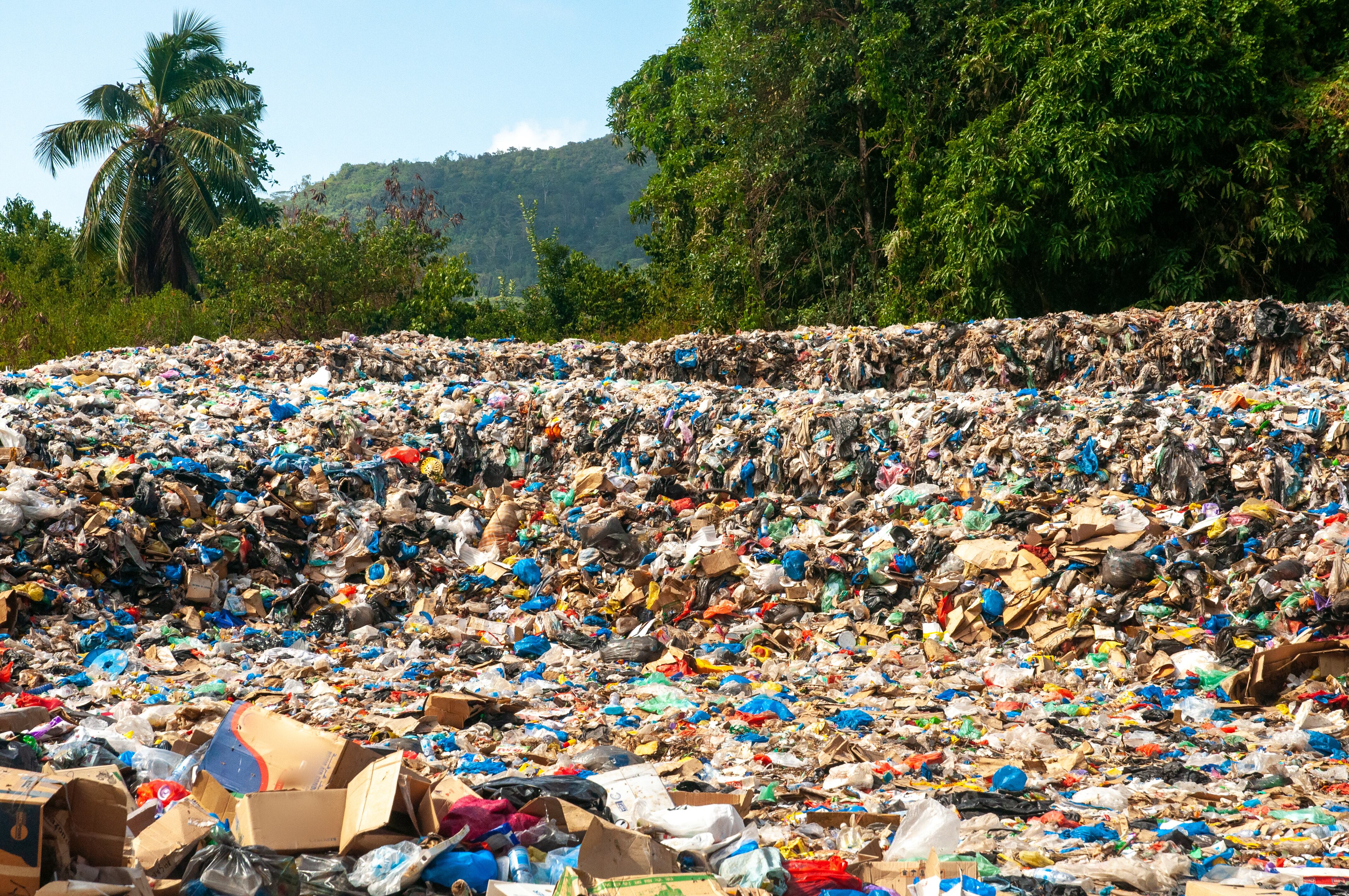 Emergencia ambiental en Chocó: montañas de basuras que dejaron turistas en Capurganá. Foto de referencia: Getty Images