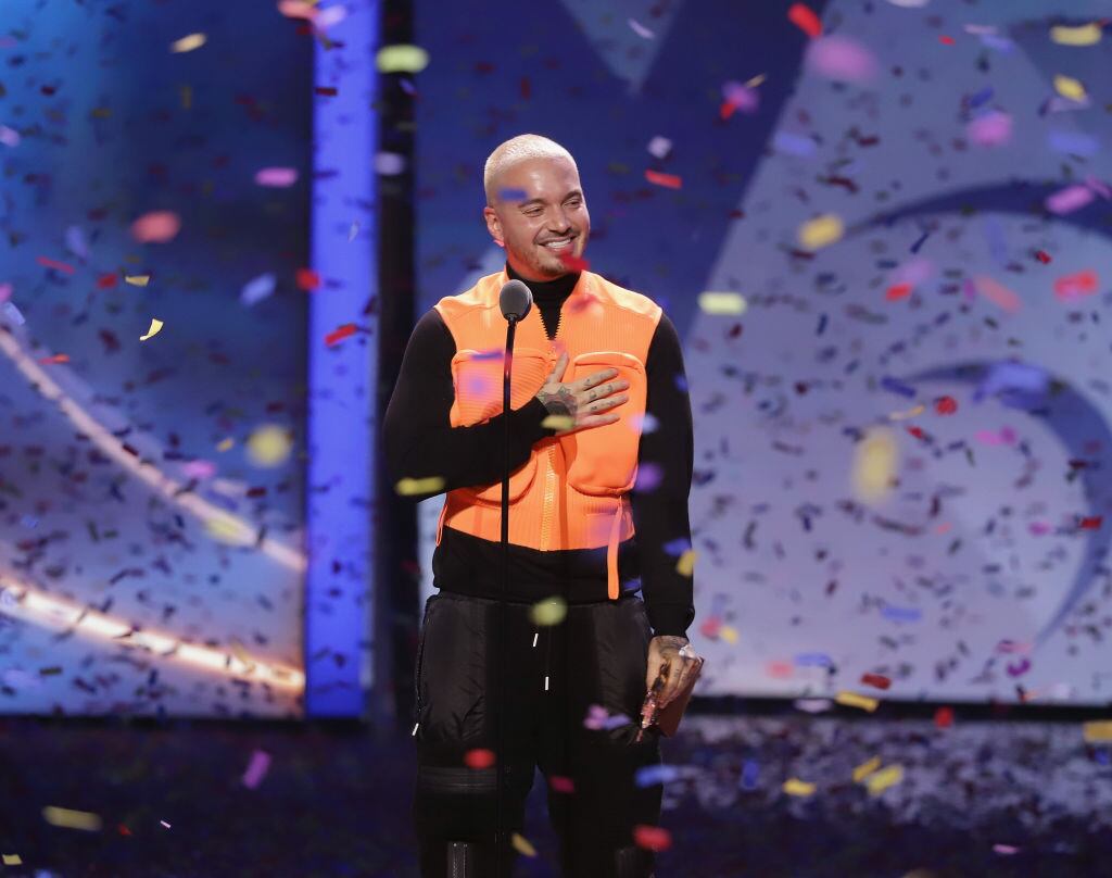 J Balvin Premios Lo Nuestro. (Photo by John Parra/Getty Images)
