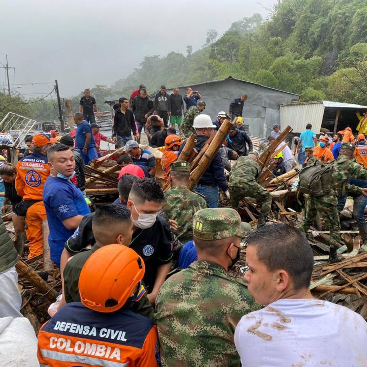 “Ya tenemos 44 millones de pesos”: Gestora social de Pereira sobre donaciones luego de la emergencia en La Esneda