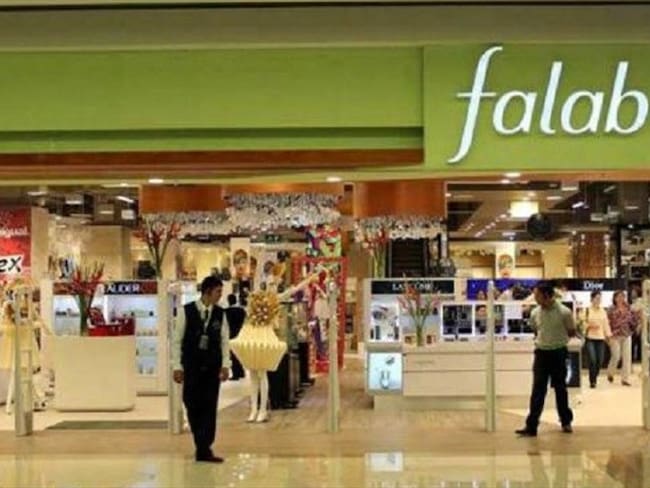 La Superindustria impartió una orden administrativa a Falabella para que cese las prácticas que estarían vulnerando los derechos de los consumidores. Foto: https://www.unipymes.com/