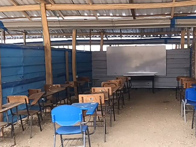Estudiantes del colegio San Luis completan dos semanas sin clases por falta de aulas en Córdoba. Foto: captura de video.