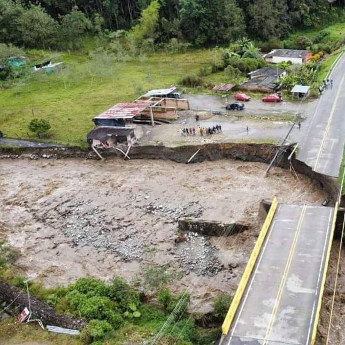 Invierno arrasó con carretera que comunica a Nariño con Putumayo