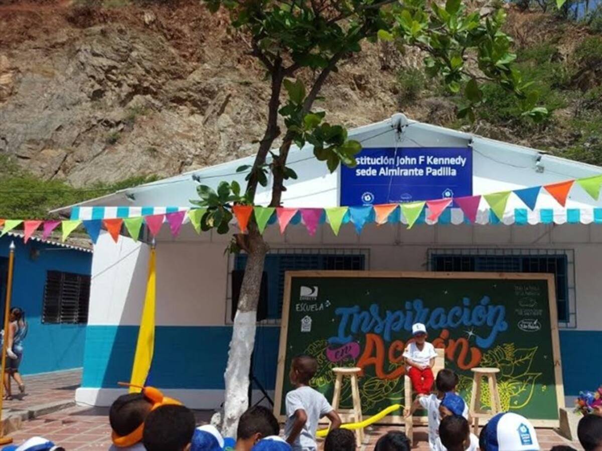 Carlos Vives lidera la transformación del barrio Pescaíto en Santa Marta