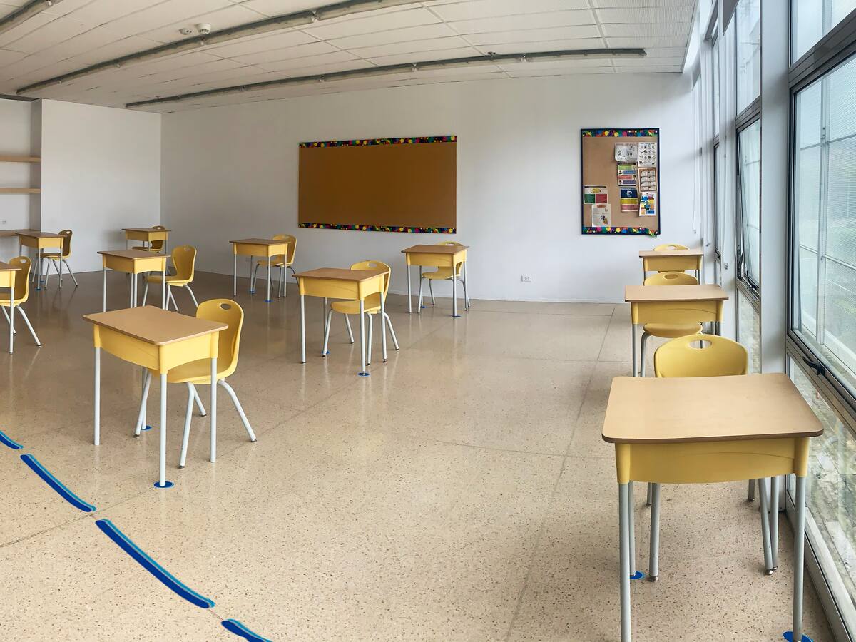 Suspenden clases por combates en el norte del Cauca