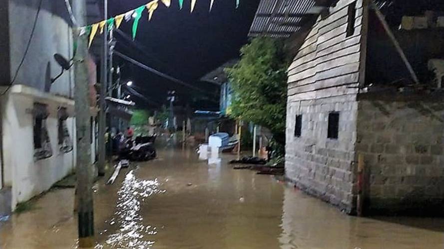 Los afluentes del Río Micay se desbordaron generando inundaciones en el territorio. Crédito: Cortesía.