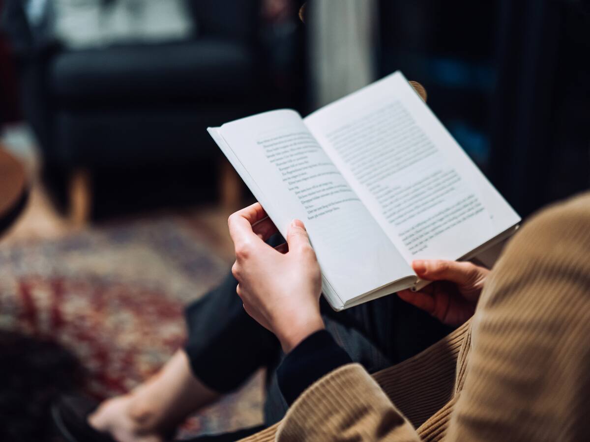 ¿Qué libro recomienda leer?