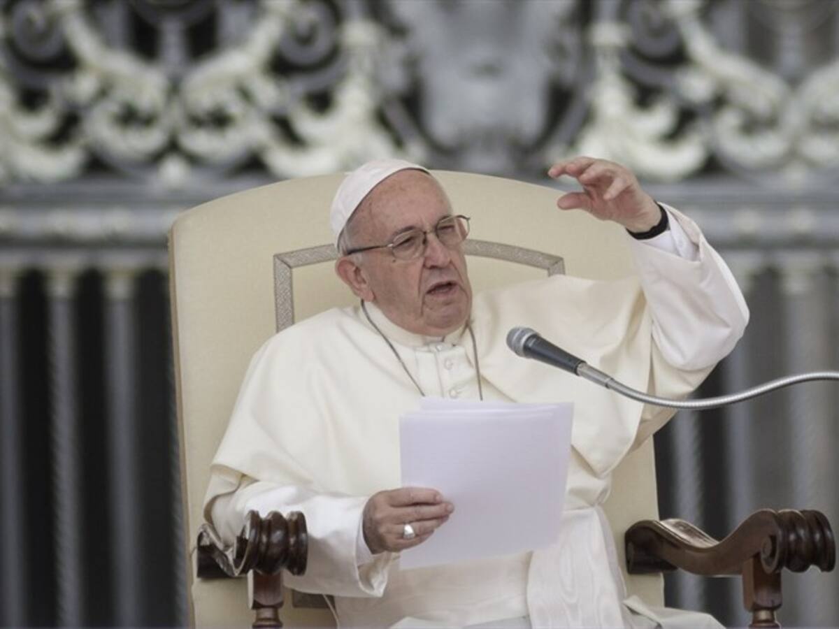 Papa Francisco acepta la renuncia de Juan Barros y otros dos obispos de Chile