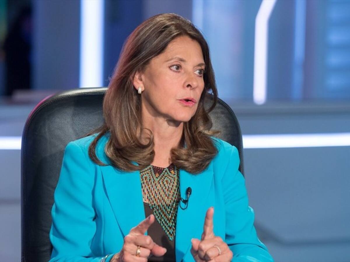 ¿Dónde está quien los llama asesinos?: vicepresidenta tras asesinato de policías