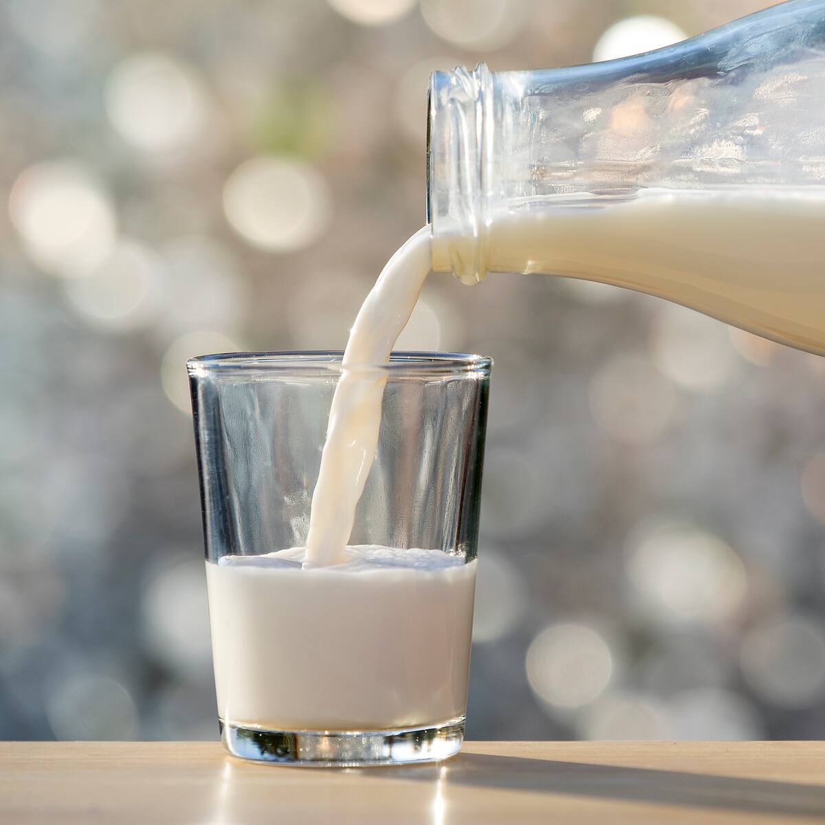 Esfuerzos deben estar en reactivar consumo de leche: Asoleche por impuesto a leche en polvo