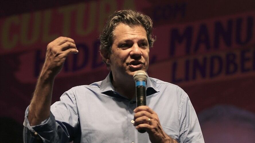Fernando Haddad, el hombre que aspira a recoger los votos de Lula. Foto: Agencia EFE