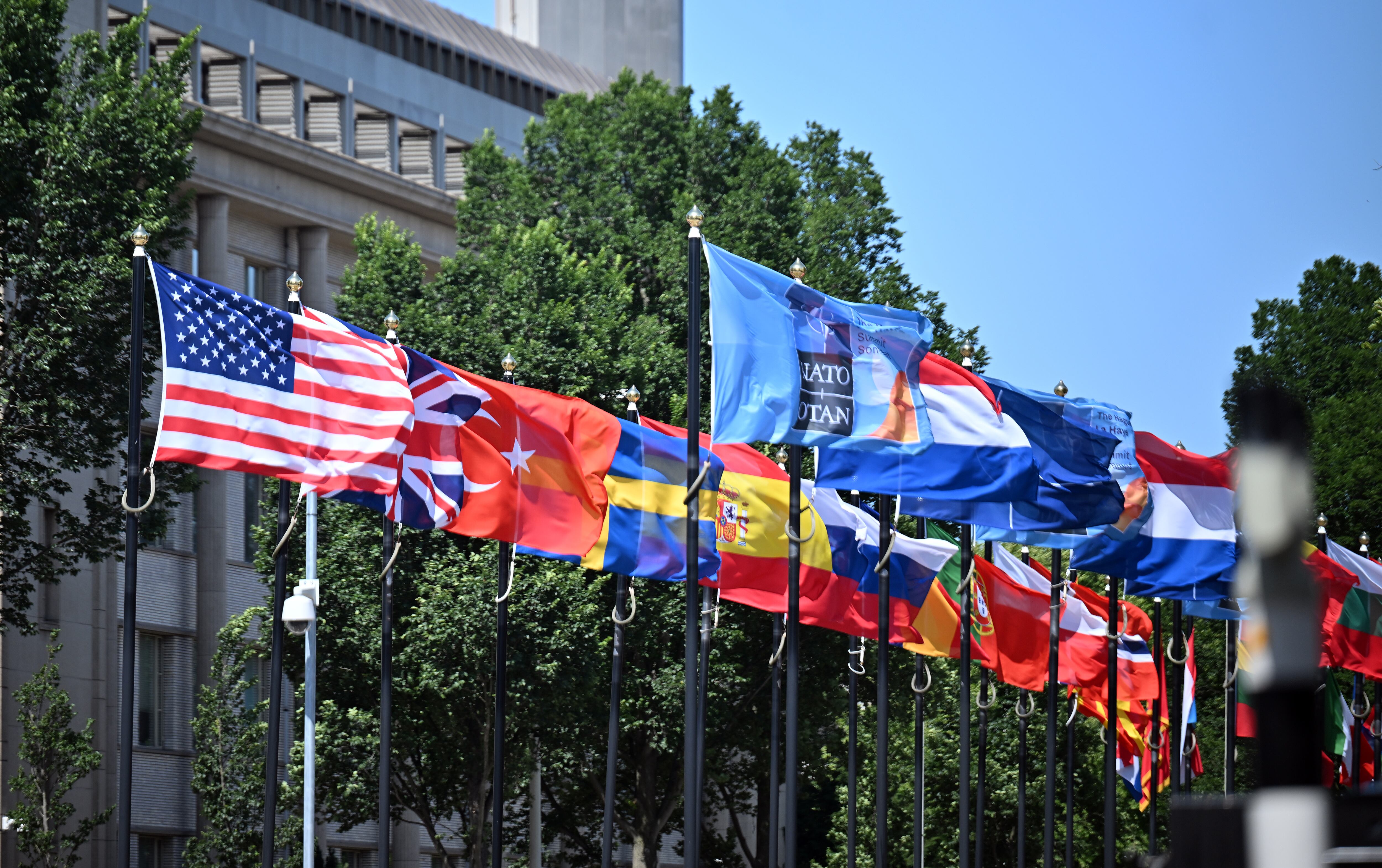 Vista general de las preparaciones para la cumbre de la OTAN en La Haya. FOTO: Dursun Aydemir/Anadolu via Getty Images