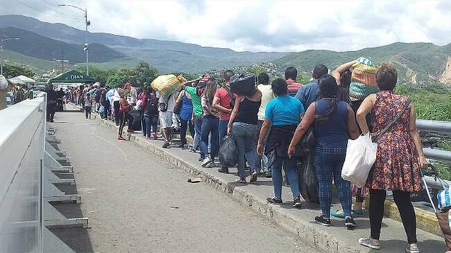 Las autoridades han debido reforzar su presencia para garantizar la seguridad.. Foto: