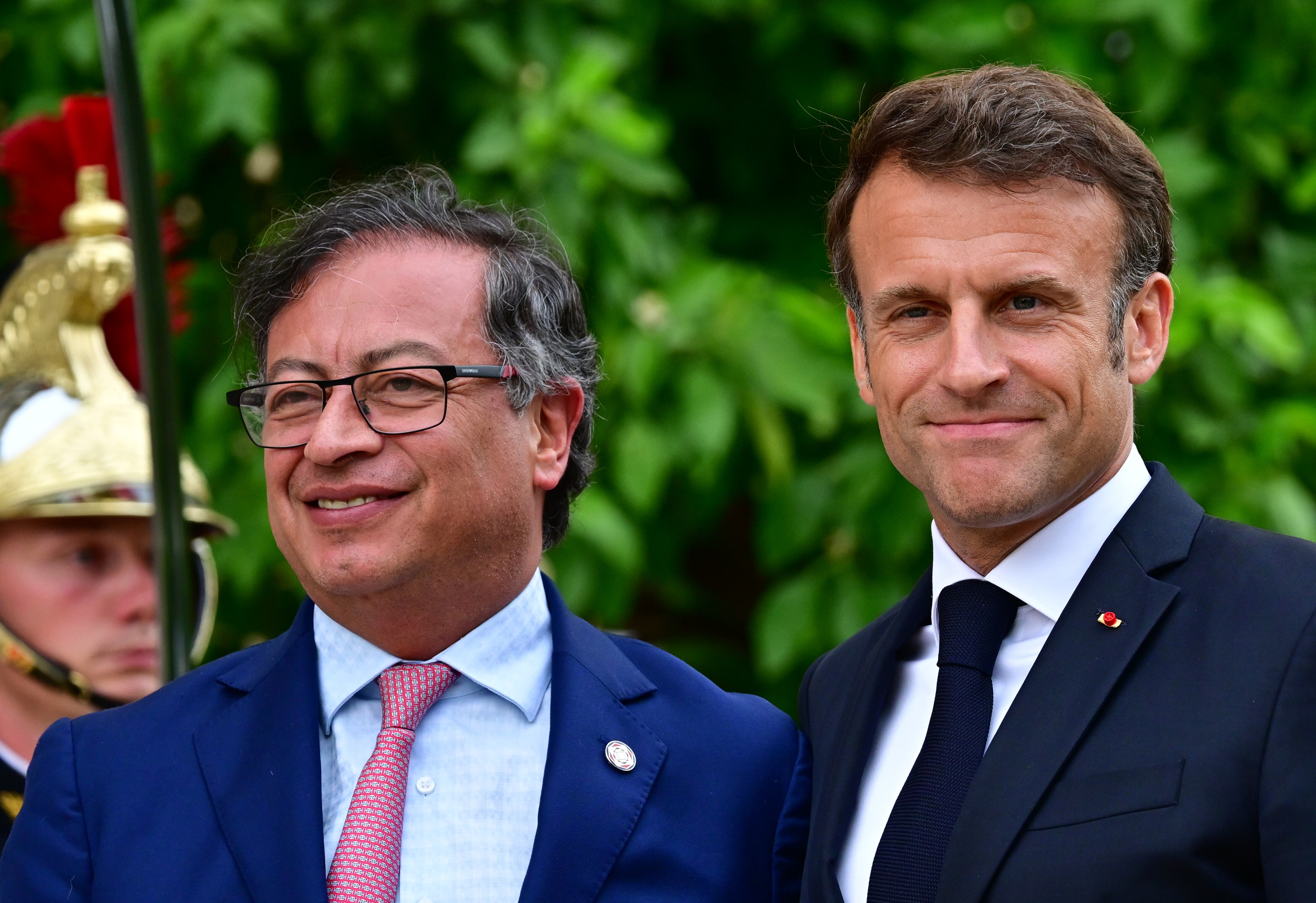 Gustavo Petro y Emmanuel Macron. Foto: Christian Liewig - Corbis / Getty Images