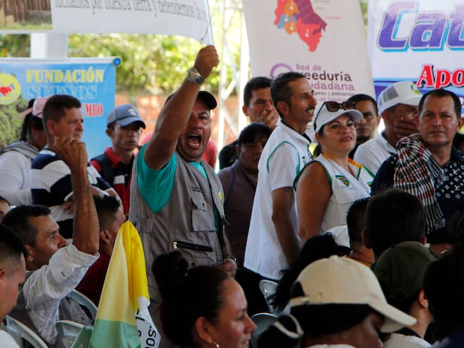 Diálogos de paz en Tibú, Cauca | Foto: EFE
