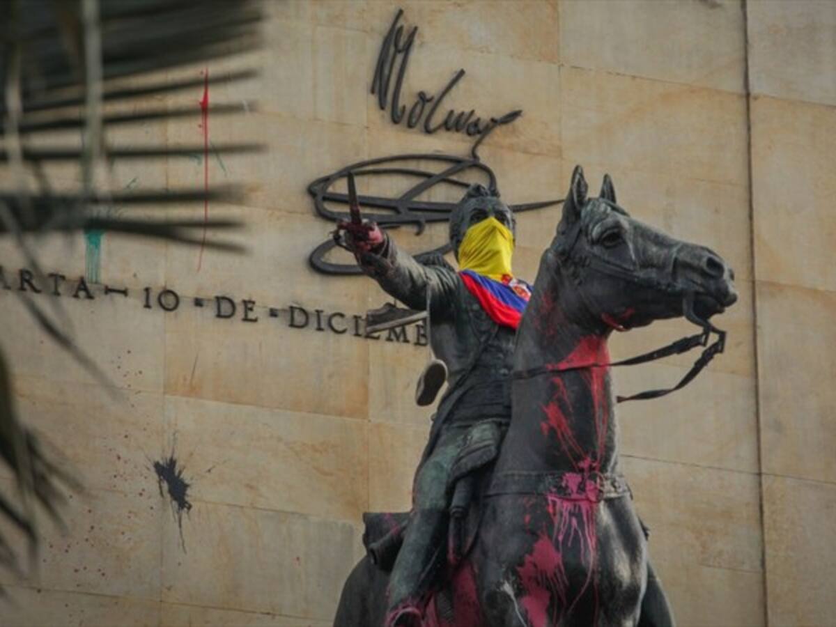 Para usted, ¿quién o qué merece un monumento? #UnMonumentoA