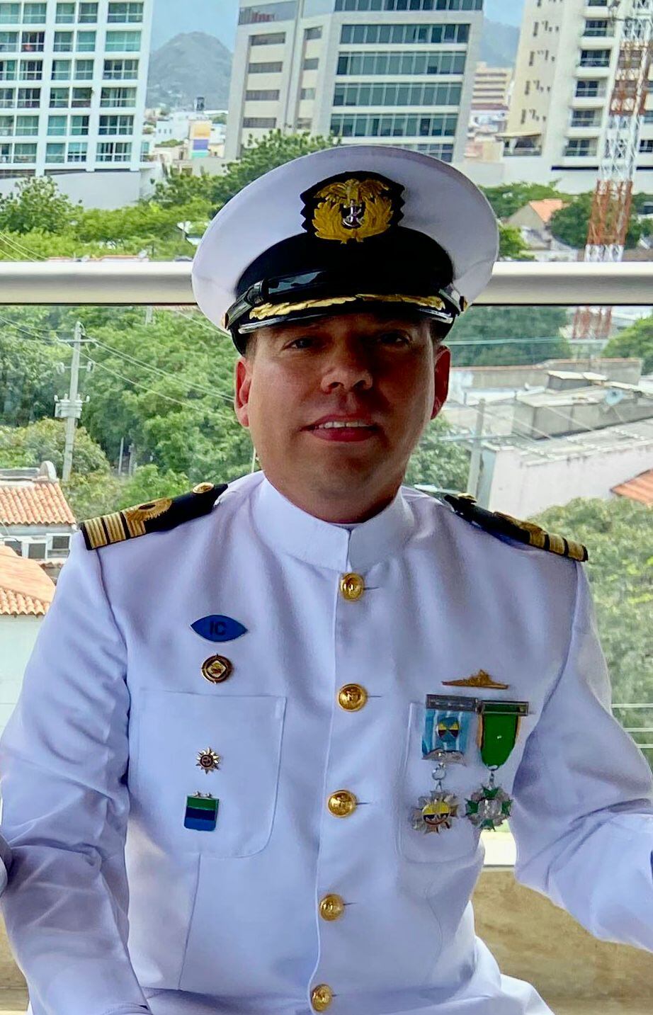Capitán de Fragata Julio César Monroy Silvera nuevo Capitán de Puerto de Santa Marta/ Dimar 