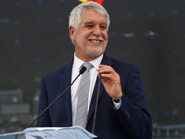 Enrique Peñalosa anunció su candidatura a la Presidencia de Colombia. Foto: Colprensa - Álvaro Tavera