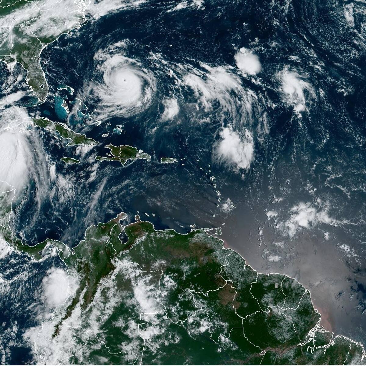 Huracán Idalia en Florida en vivo: trayectoria y noticias