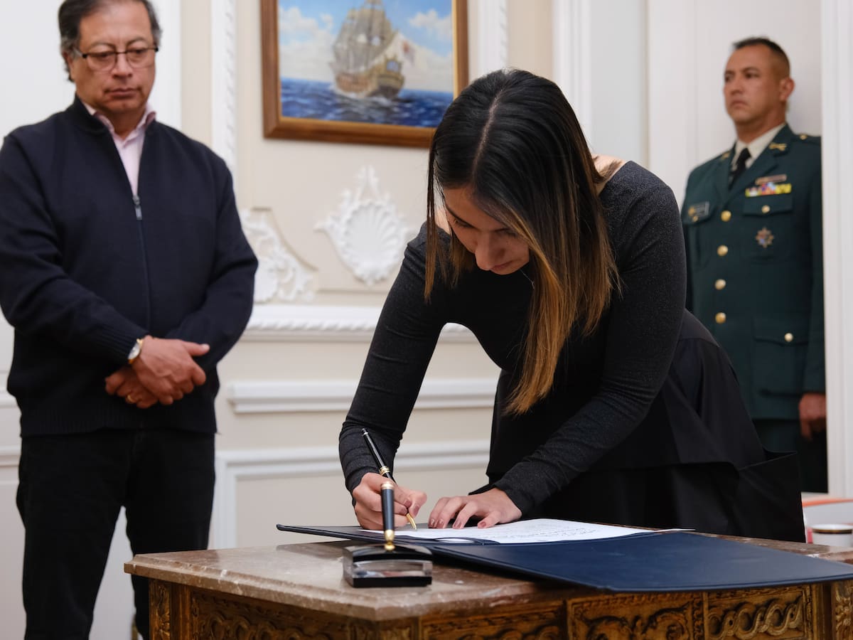 Petro posesionó a Laura Sarabia como directora de Prosperidad Social