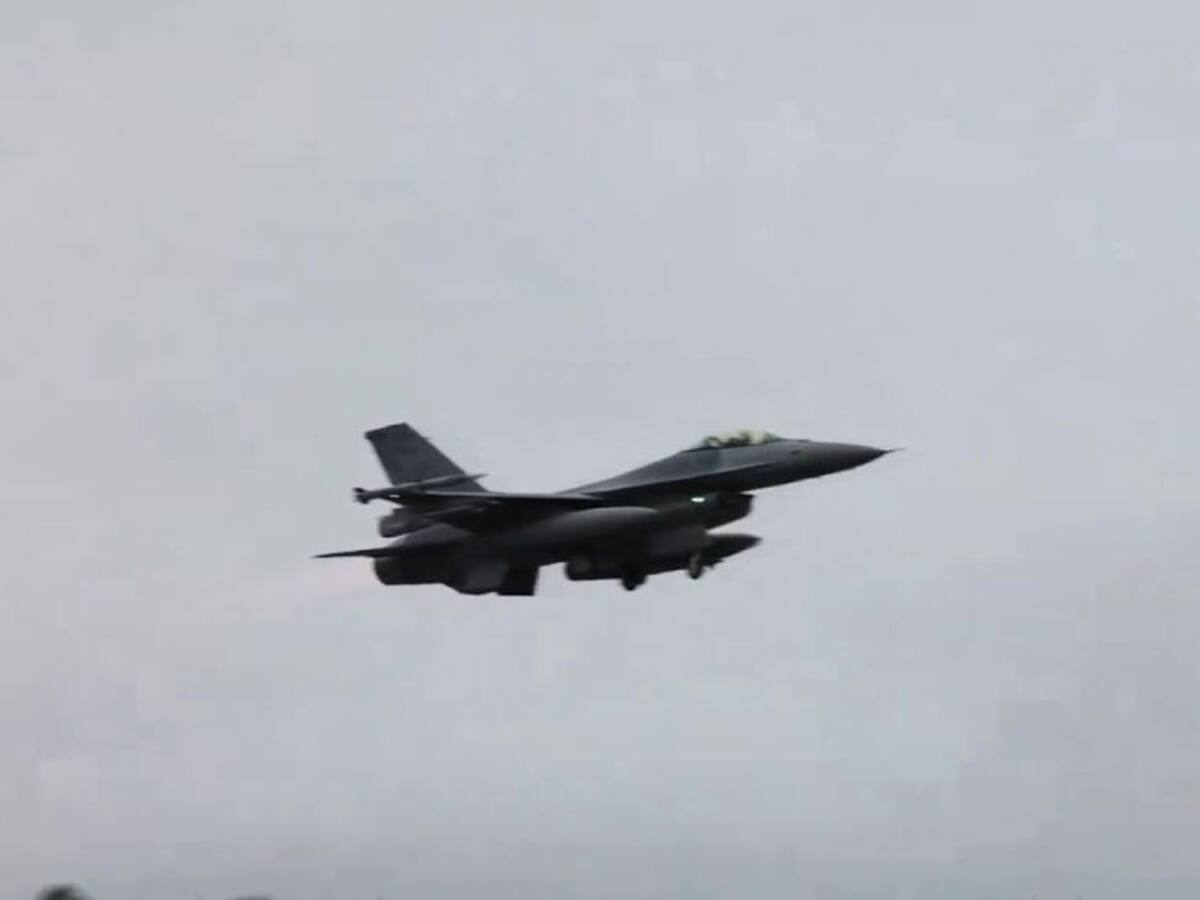 Más de 400 aeronaves del Ejército chino sobrevolaron la línea media de Taiwán en julio