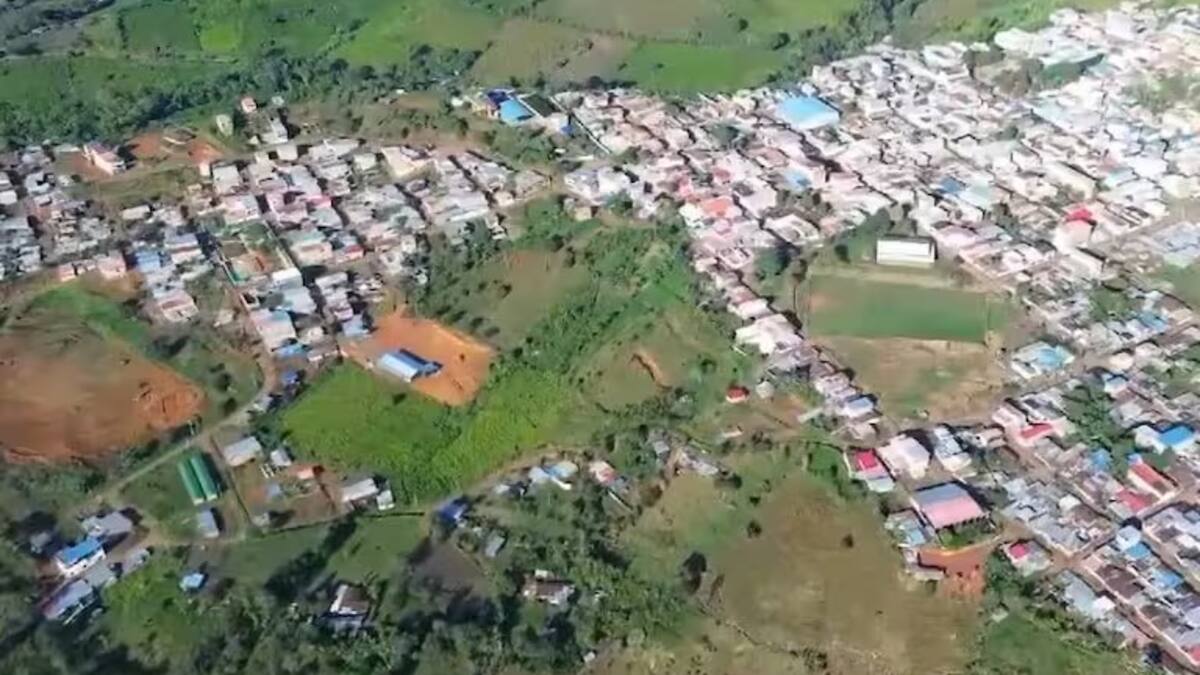 500 familias desplazadas en El Plateado, Cauca, por combates entre las disidencias y el Ejército