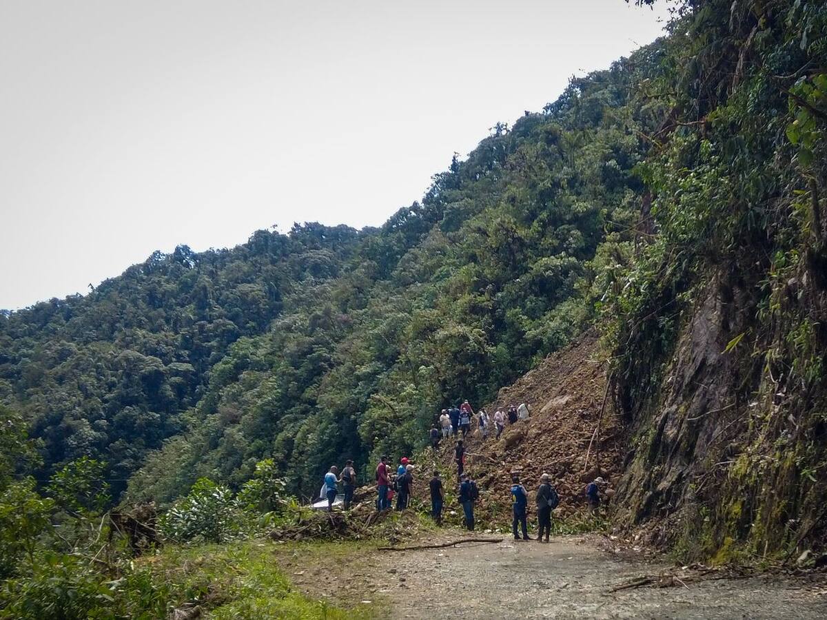 Más de dos mil personas están incomunicadas por derrumbe en El Tambo, Cauca