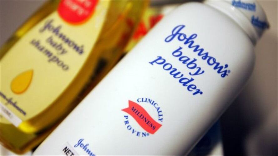 Jackie Fox utilizó los productos de Johnson & Johnson durante décadas.. Foto: BBC Mundo.