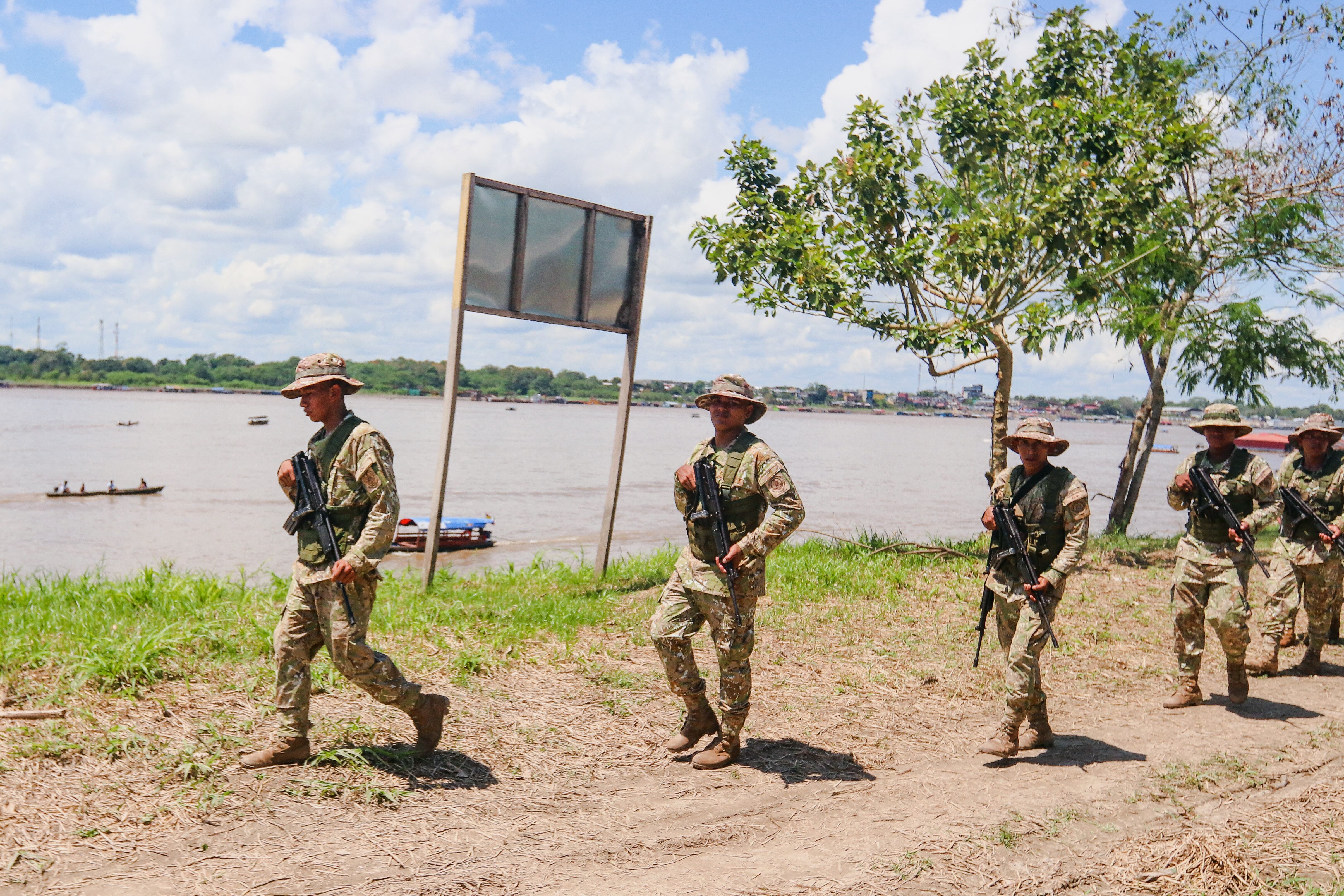 Ejército de Perú en Isla Santa Rosa de Loreto. Foto: Jose CERPA / AFP) (Photo by JOSE CERPA/AFP via Getty Images