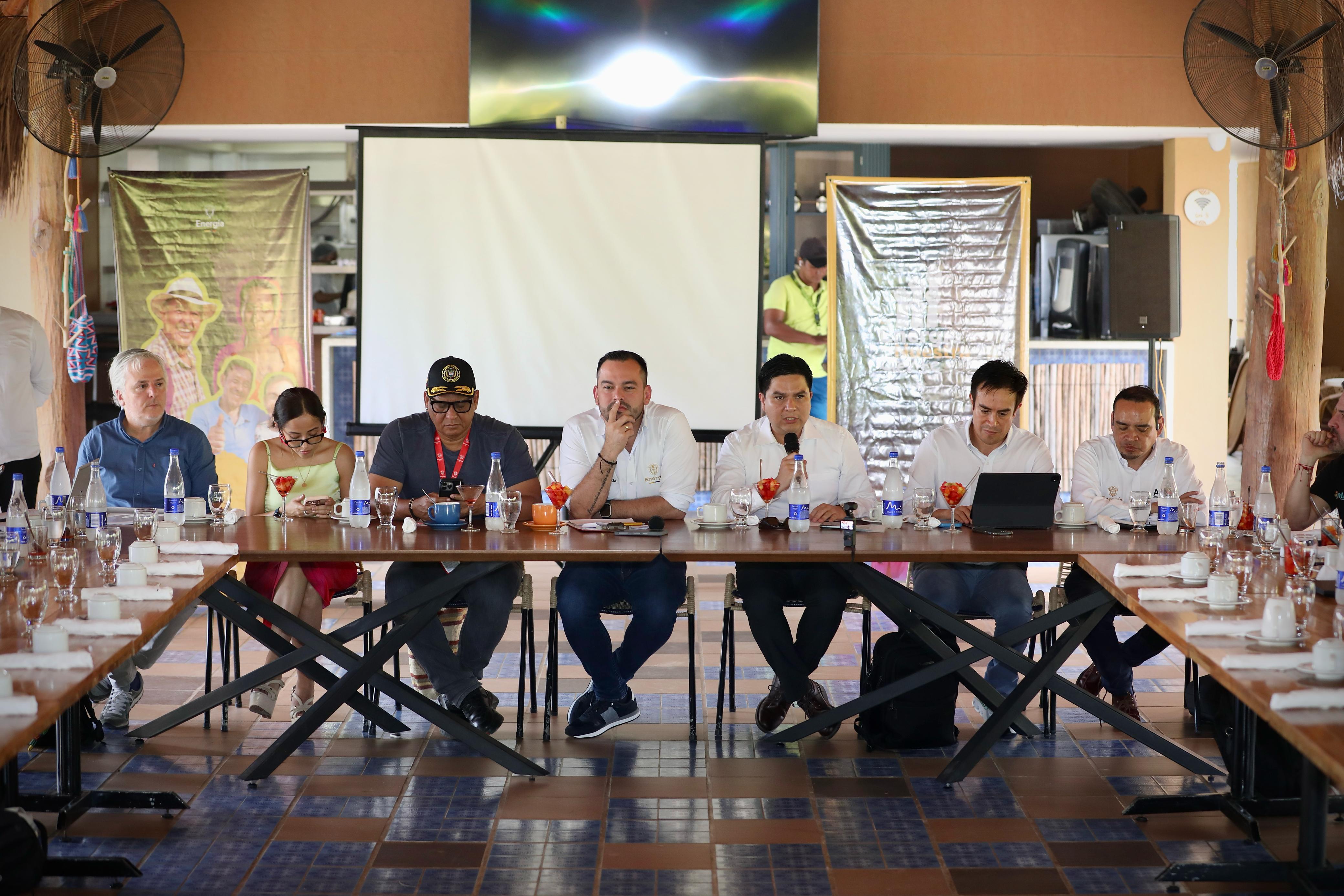 Despacho del MinEnergía en La Guajira. Foto: MinEnergía