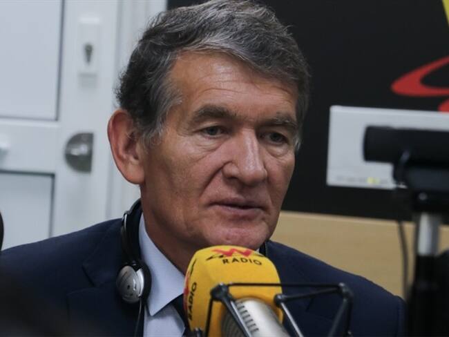 Me comprometo a buscar pacto con empresarios para que generen más empleo: Mintrabajo