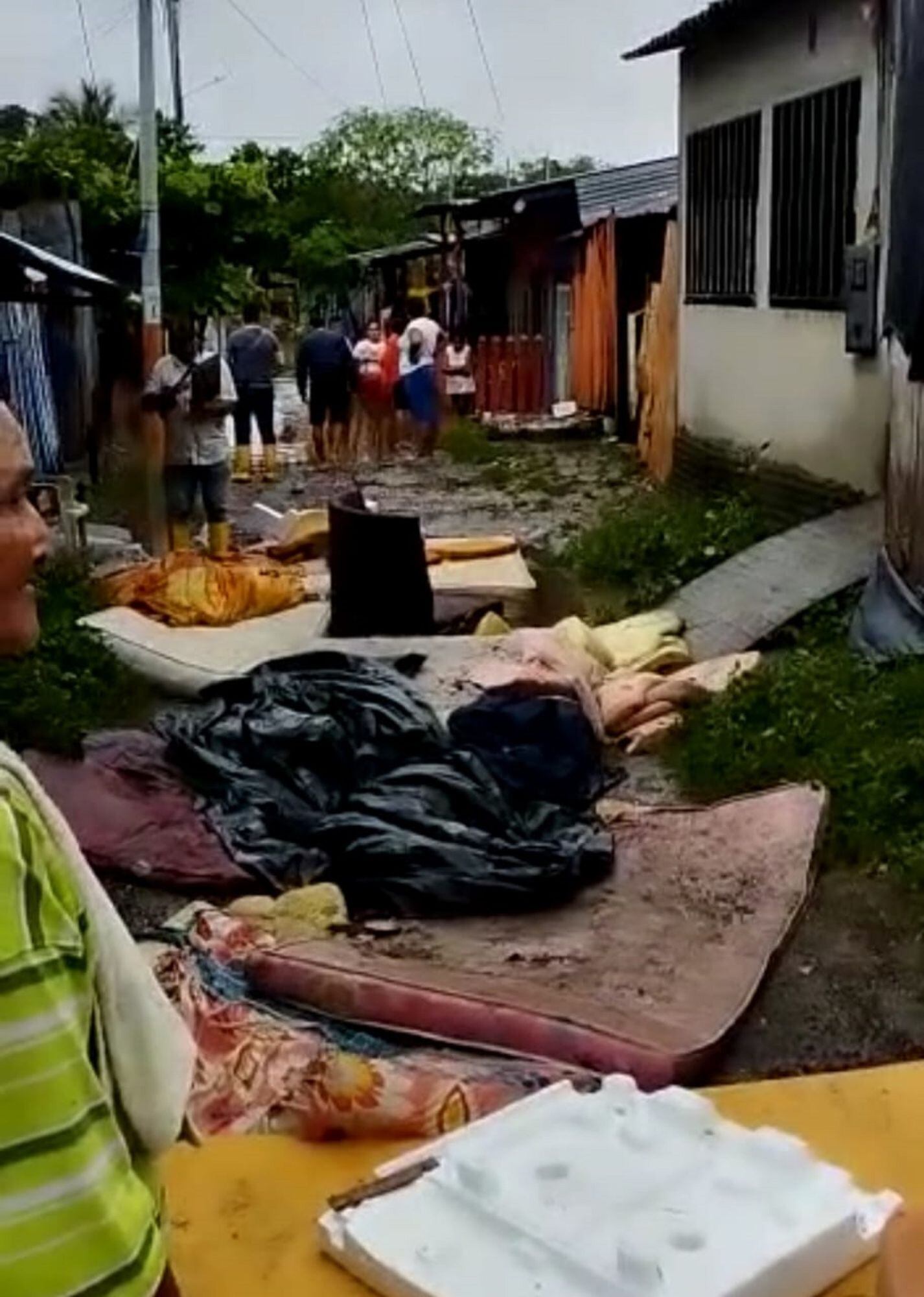 Familias afectadas en Puerto Boyacá. Foto: Bomberos de Puerto Boyacá.