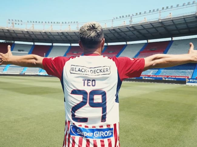 Teófilo Gutiérrez. Foto: Twitter Junior.