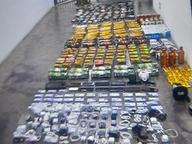 Cárcel El Pedregal: Inpec incautó cargamento con cocaína, marihuana, popper y licor. Foto: Suministrada.