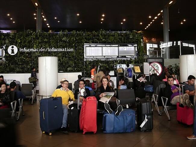 La Dian confirmó cambios en la presentación de la declaración de equipaje y divisas. Foto: Colprensa