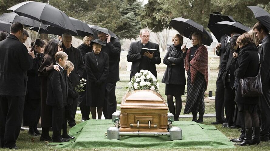 Seguro exequial: qué cubre y cuántas personas se pueden ver beneficiadas. Foto: Getty Images