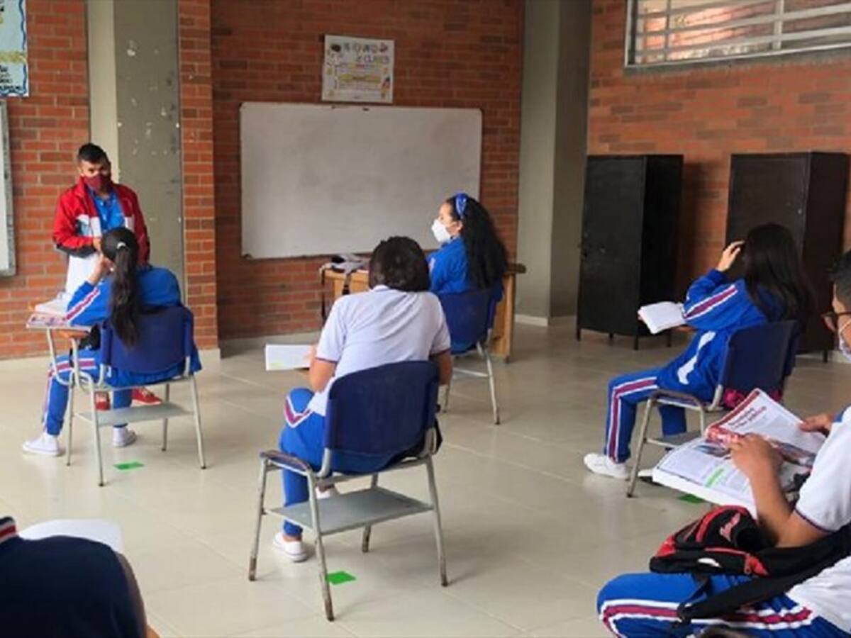 Bucaramanga y Floridablanca regresan a clases presenciales