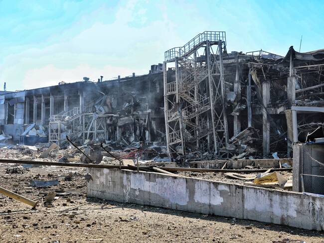 Un muerto y 5 heridos en nuevo lanzamiento de misiles rusos contra Odesa