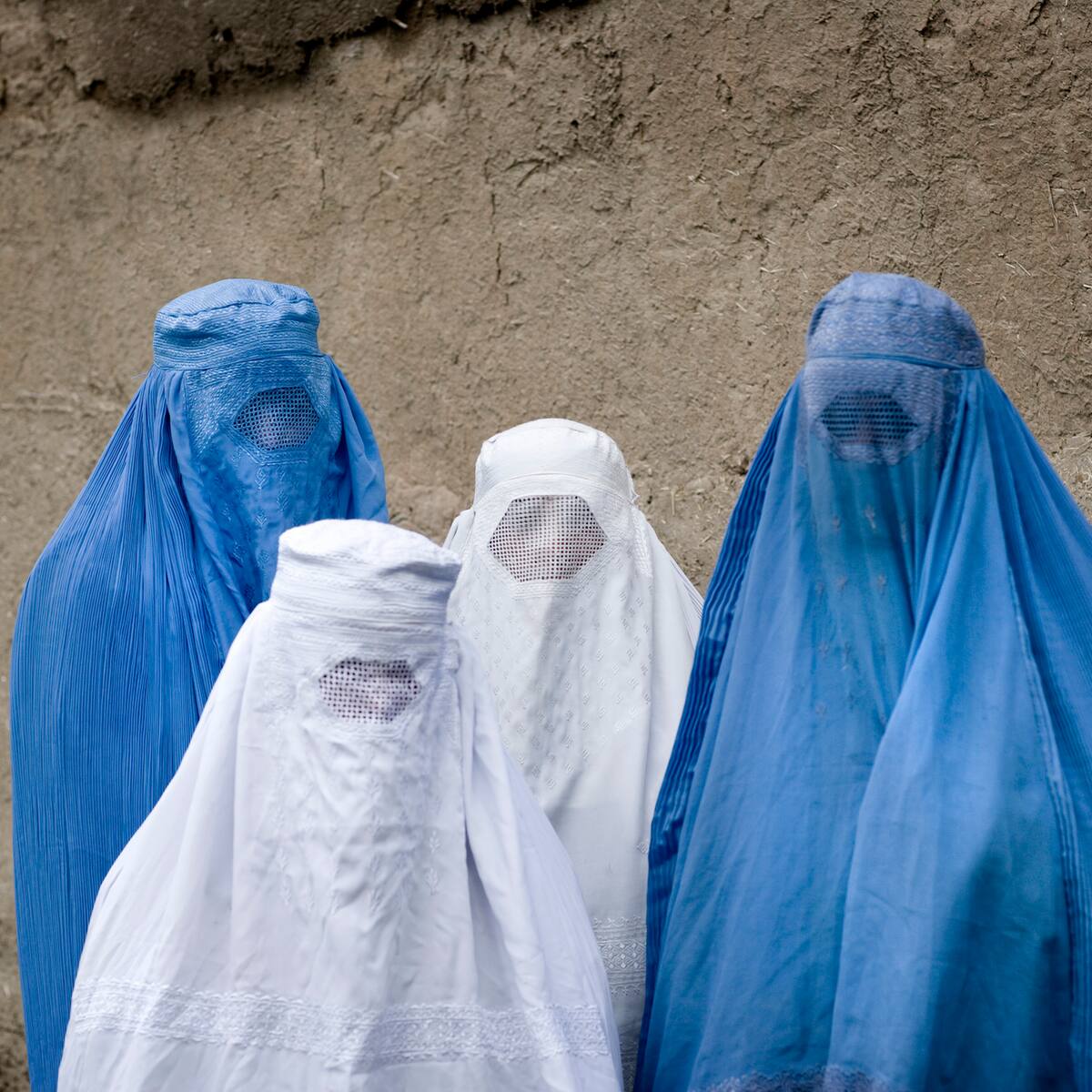 No hay ningún derecho para las mujeres: refugiada afgana por dos años de gobierno talibán