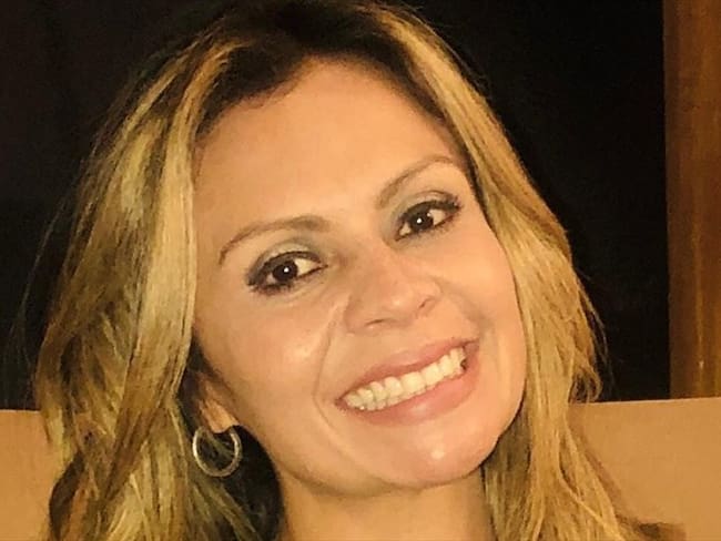 Johana Carolina Henao, abogada, es #UnaMujerW