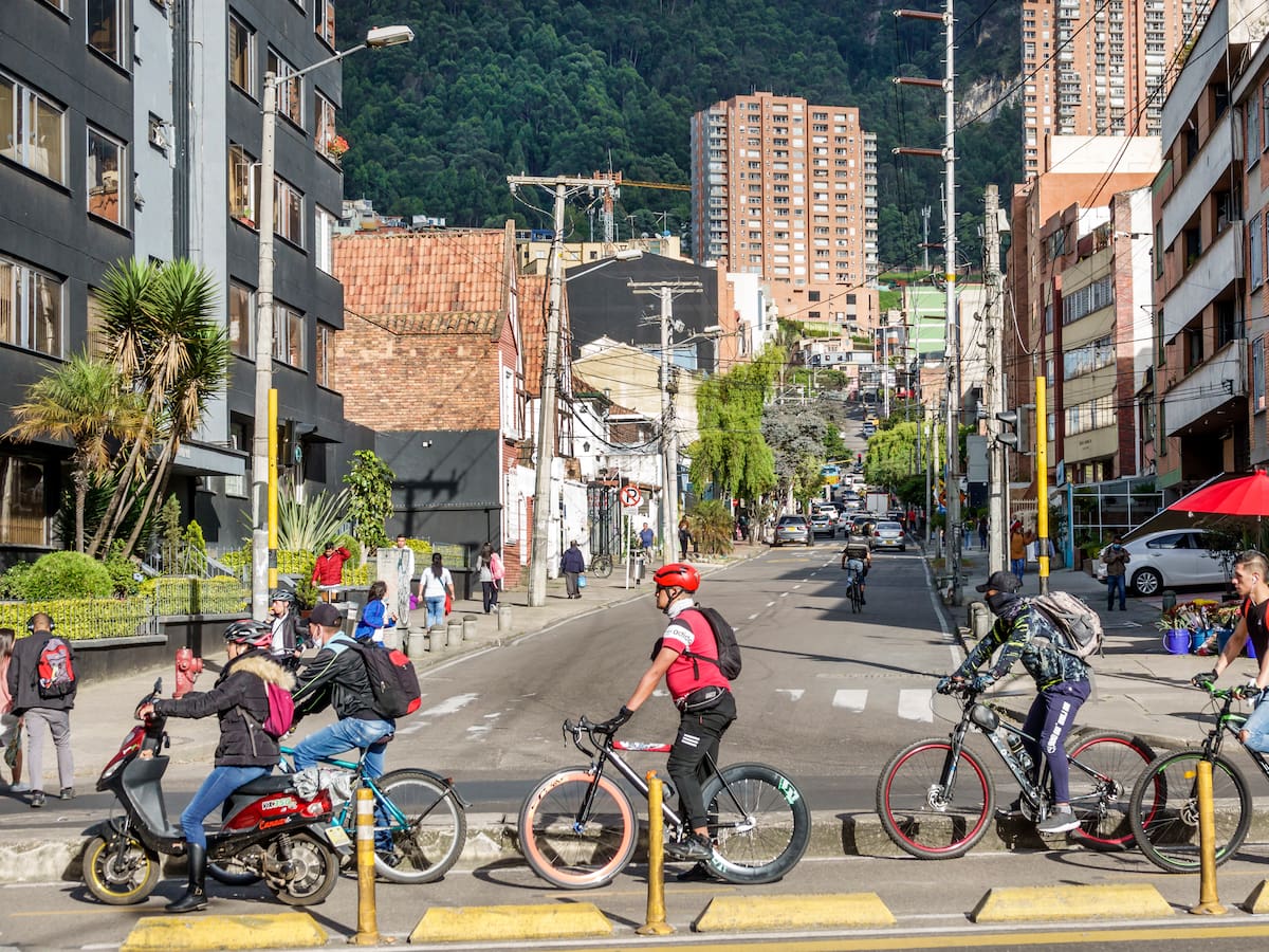 ¿Qué vehículos pueden o no transitar en las ciclorrutas de Bogotá? Esto dice secretaria de Movilidad