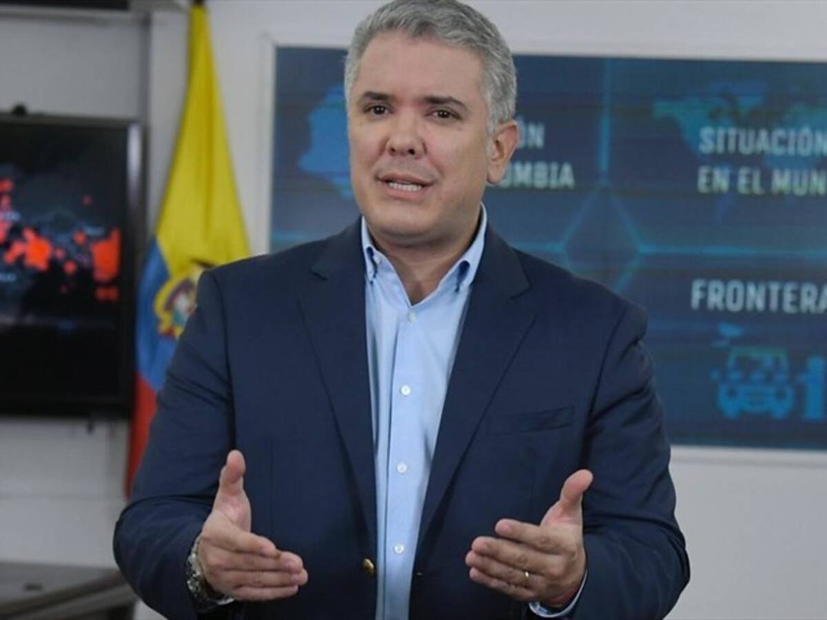 Si el contrato es para mejorar la imagen del presidente Duque, se equivocaron: Uribe