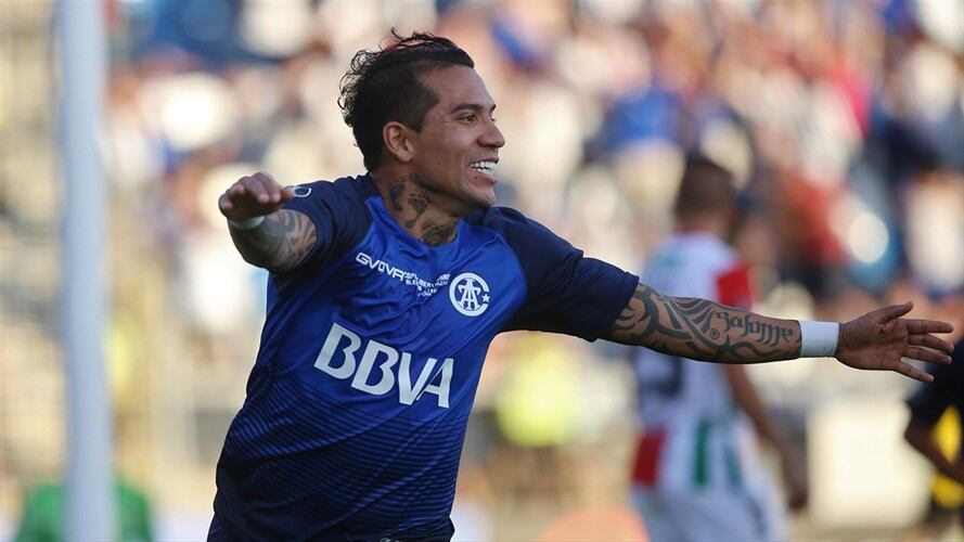 Dayro Moreno se deja querer del América de Cali. Foto: CLAUDIO REYES/AFP via Getty Images