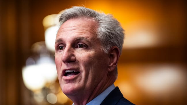 Washington (United States), 04/10/2023.- Republican Speaker Kevin McCarthy speaks to reporters after the House of Representatives voted to remove him from his leadership position in the US Capitol, in Washington, DC, USA, 03 October 2023. Republican lawmaker Matt Gaetz from Florida brought the motion to vacate; it is the first time in American history that lawmakers have removed a speaker of the house. EFE/EPA/JIM LO SCALZO