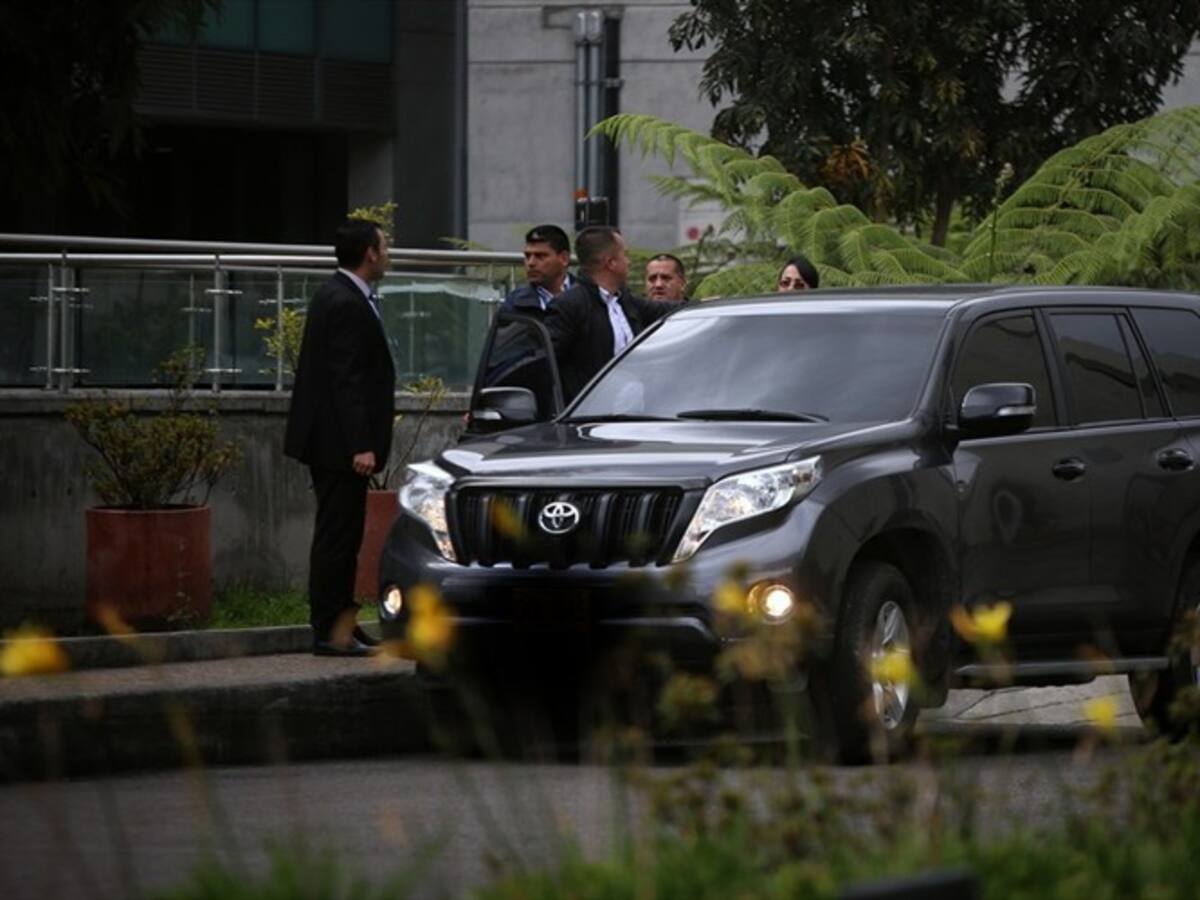 Procuraduría alerta y pide suspender licitación de camionetas blindadas para UNP