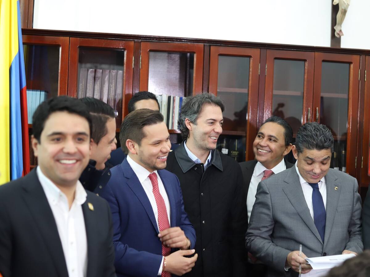 Proyecto busca que alcaldes y presidente de Colombia puedan participar en política