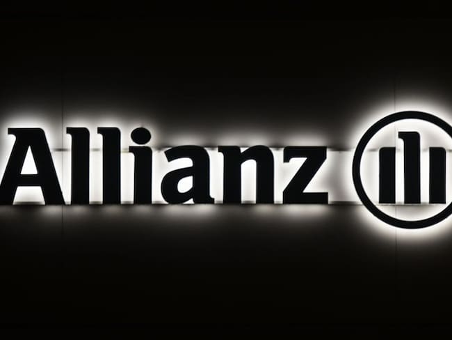 La sanción contra Allianz Seguros S.A. es de $125.052.000 pesos y está sujeta a los recursos de reposición y apelación. Foto: Getty Images / ARTUR WIDAK