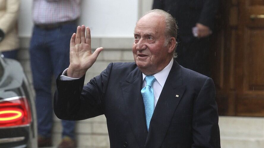 Esta es la operación número 17 del rey emérito Juan Carlos de España. La mayoría han sido de carácter traumatológico. Foto: Getty Images