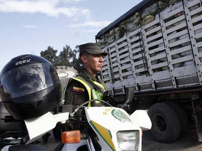Esta banda estaba dedicada al hurto de vehículos (camiones) transportadores de alimentos y mercancía. Foto: Colprensa / ARCHIVO
