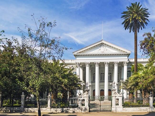 Presión Social, la medida que hizo que parlamentarios chilenos bajaran sus salarios