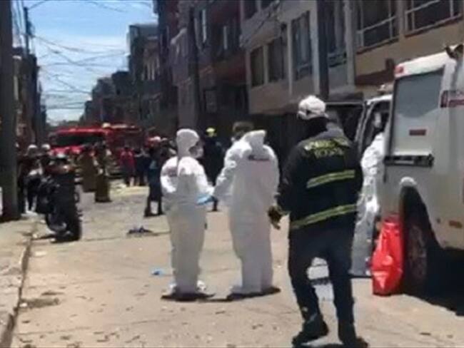 Otra persona resultó herida y 10 casas tuvieron daños en vidrios y fachadas. Foto: W Radio